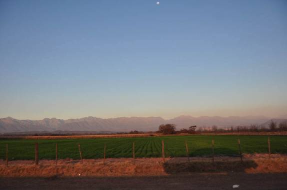Finalmente, a Fiona está na estrada novamente, chegando em Salta - Argentina
